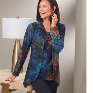 Womens Small NorthStyle Mixed-Pattern Flyaway Top
